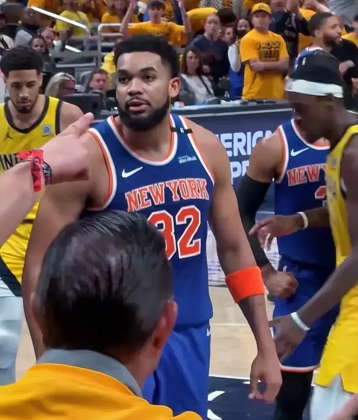 今夜纽约尼克斯备战NBA总决赛，迎来里程碑细节曝光，态度坚定，数据趋势出现新变化的简单介绍-竞技宝体育